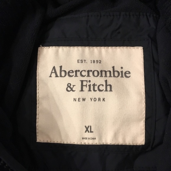Abercrombie & Fitch XL Hunters Pass Puffer Jacket - Picture 4 of 8